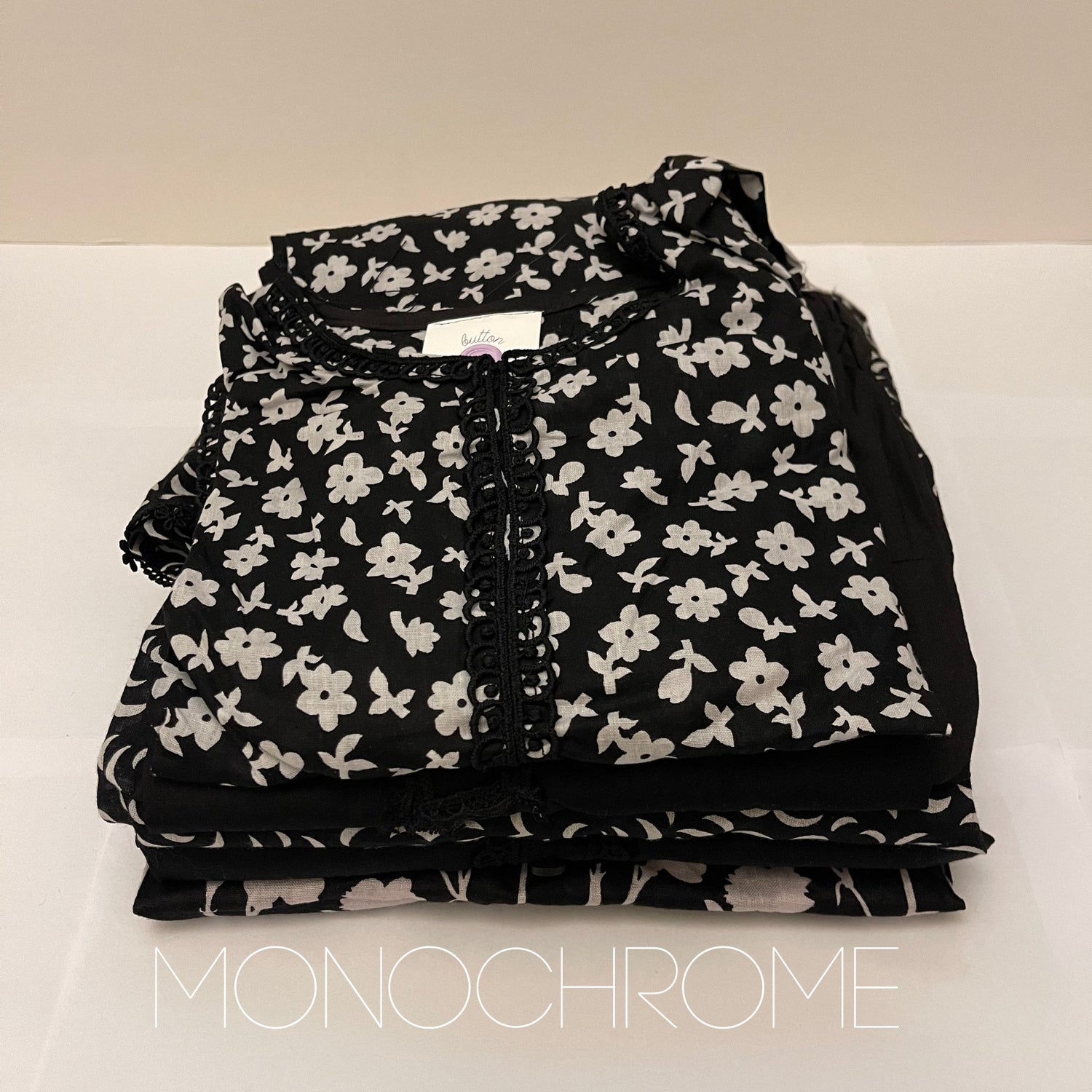 Monochrome