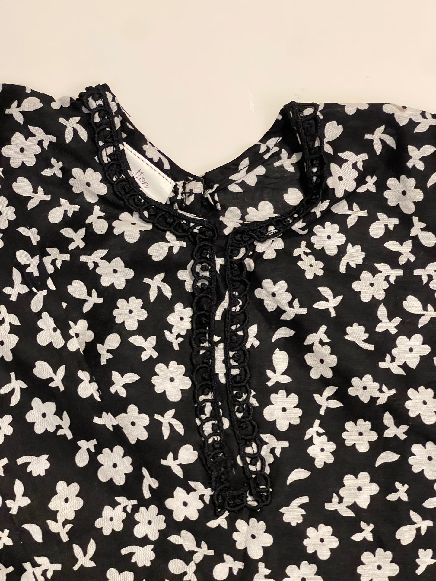 Monochrome