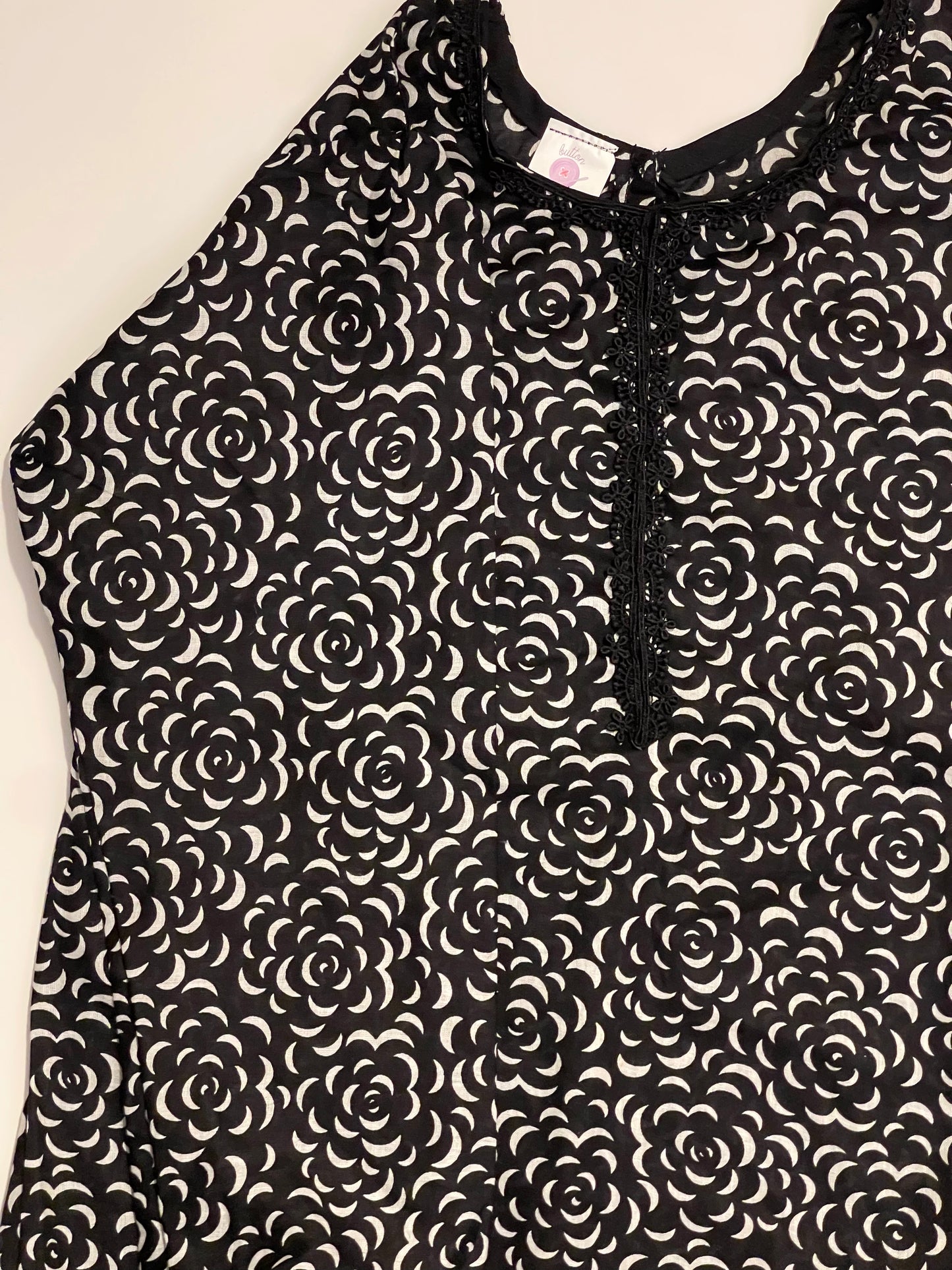 Monochrome